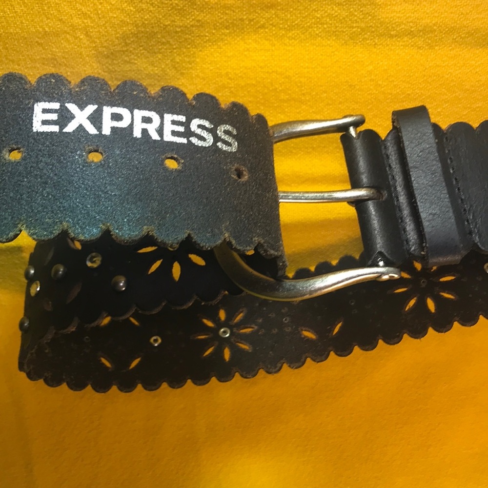 Express Black and Brown Floral Belt - Picture 10 of 11